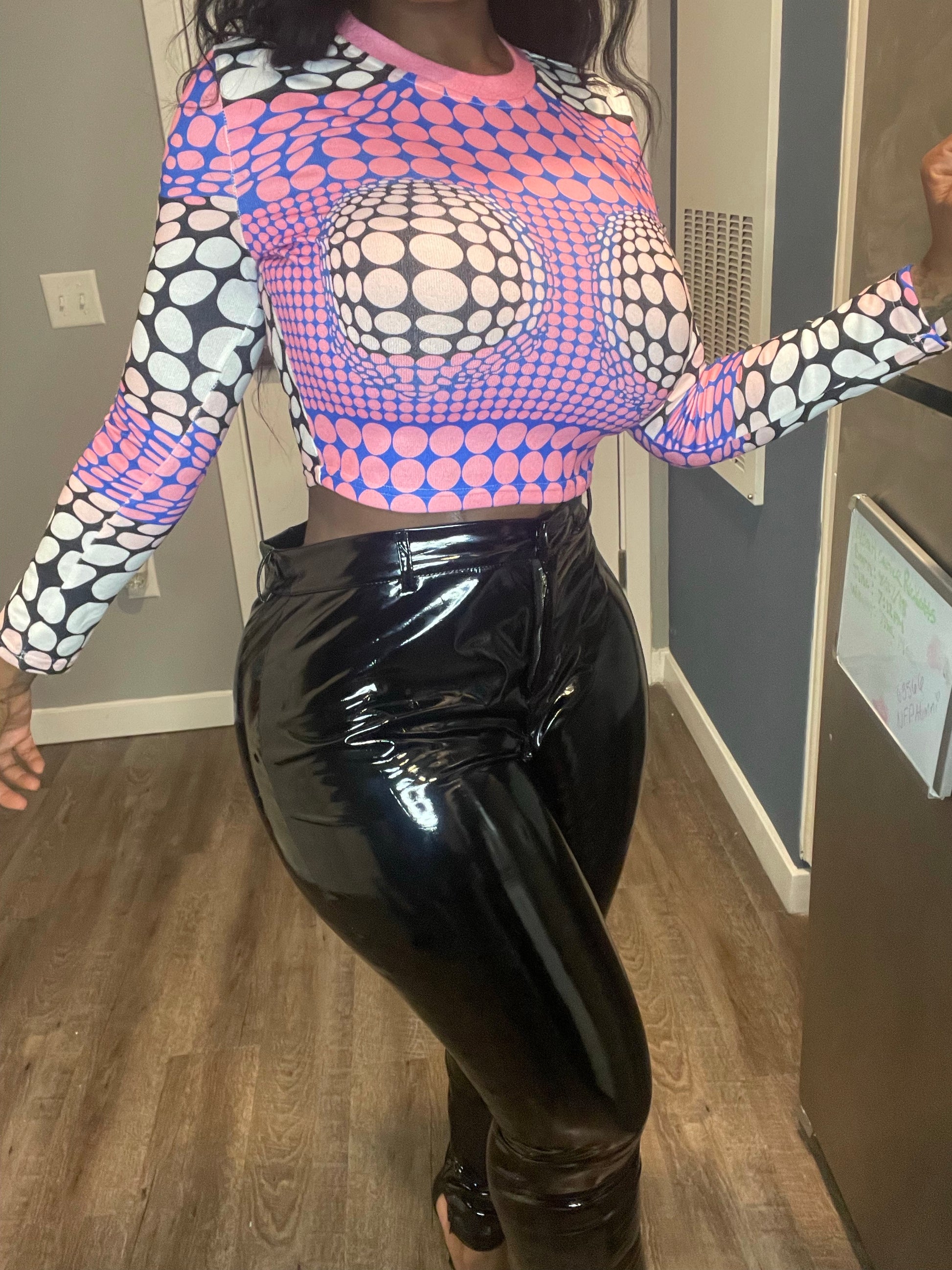 Out of this world top - NuriLuxe